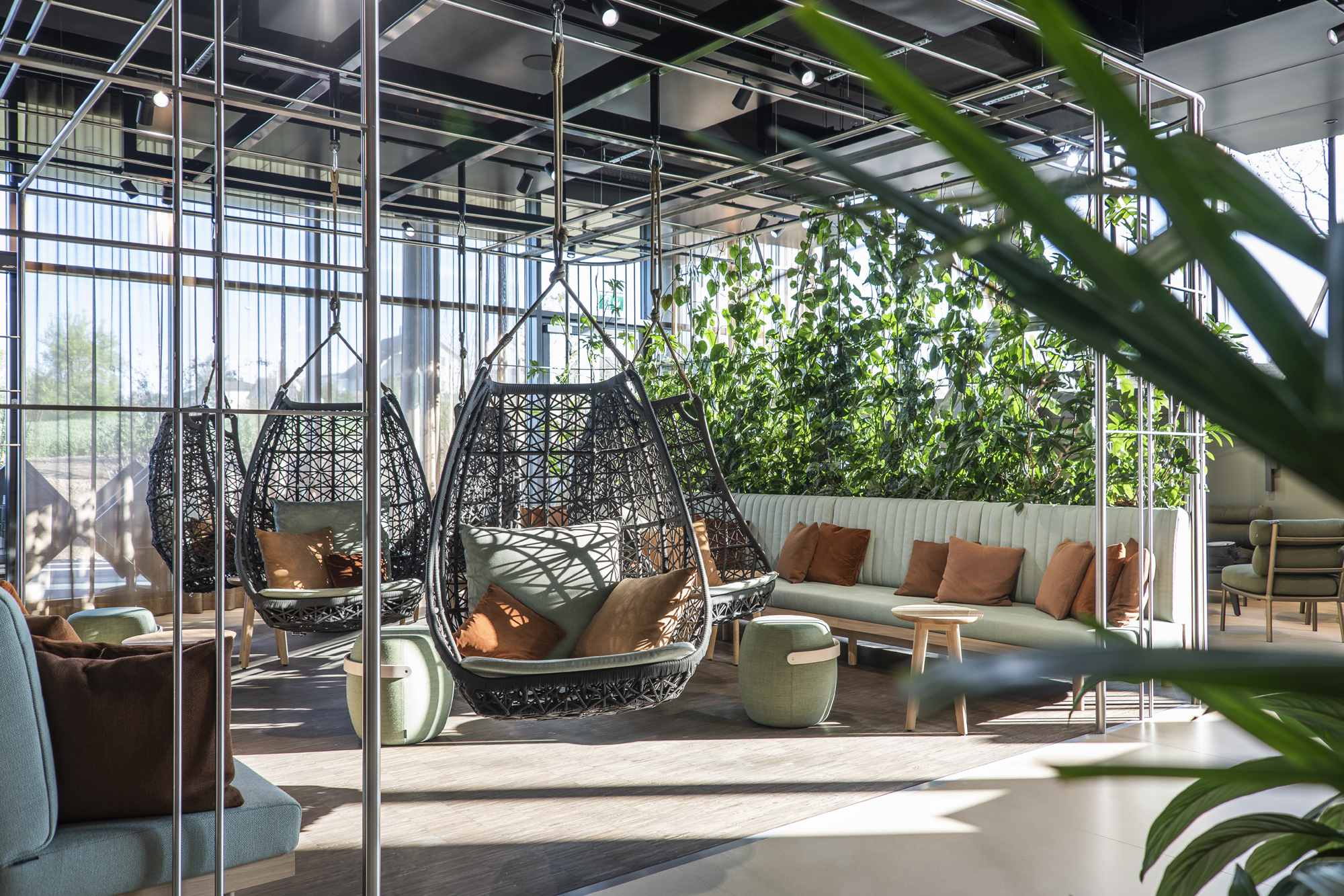 OYM Restaurant - Community Space